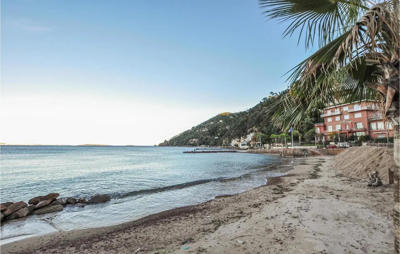 2 Bedroom Awesome Apartment In Théoule-sur-Mer